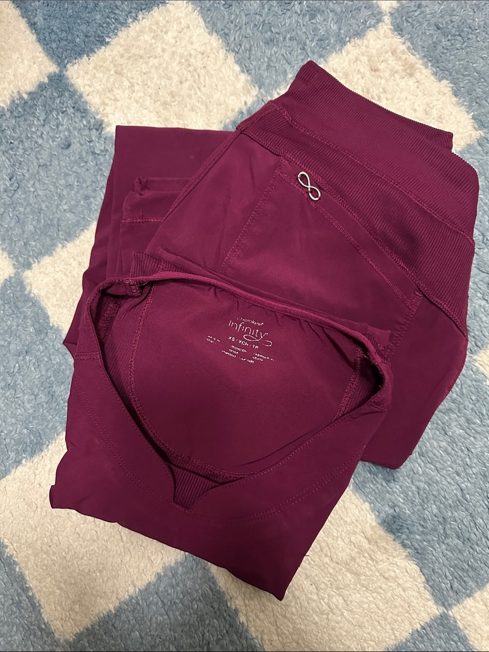 Infinity Seamless Active Set in Deep Berry